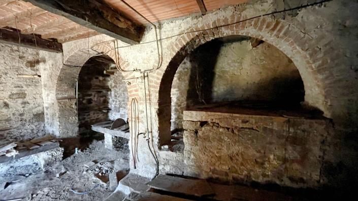 Image No.35-2 Bed Village House for sale