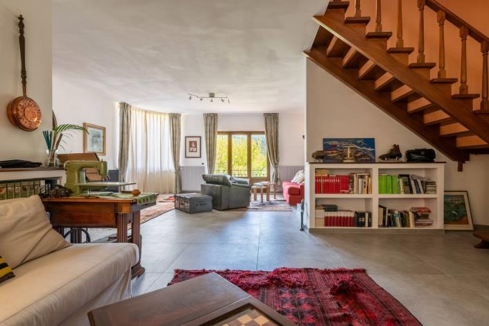 Image No.29-5 Bed Villa for sale