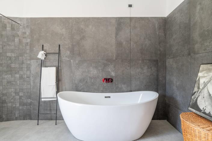 Image No.42-5 Bed Villa for sale