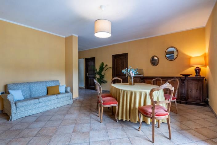 Image No.47-5 Bed Villa for sale