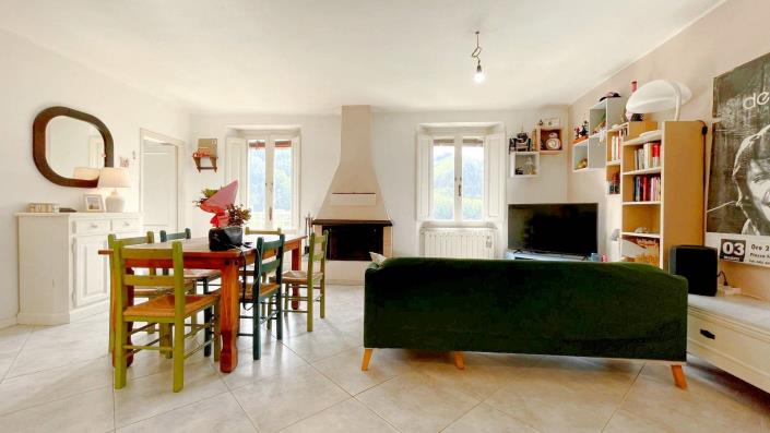 Image No.22-2 Bed Apartment for sale