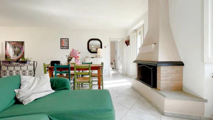 Image No.28-2 Bed Apartment for sale