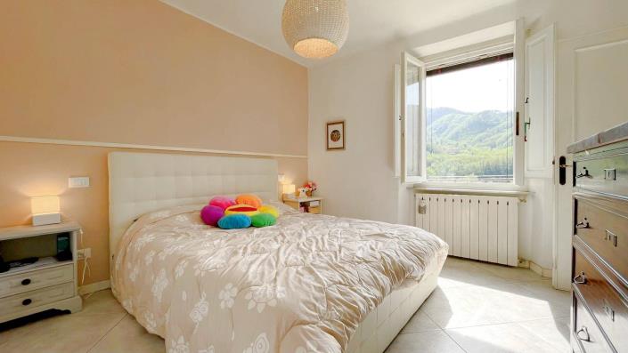 Image No.37-2 Bed Apartment for sale