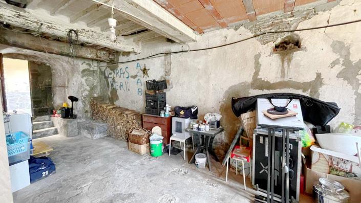 Image No.40-2 Bed Apartment for sale