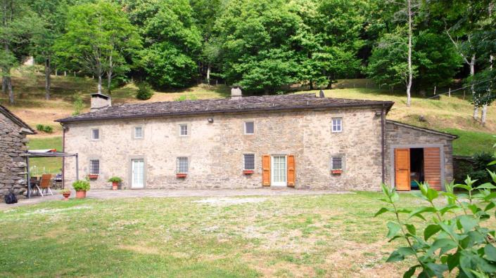 Image No.19-5 Bed Country House for sale