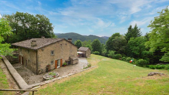 Image No.21-5 Bed Country House for sale