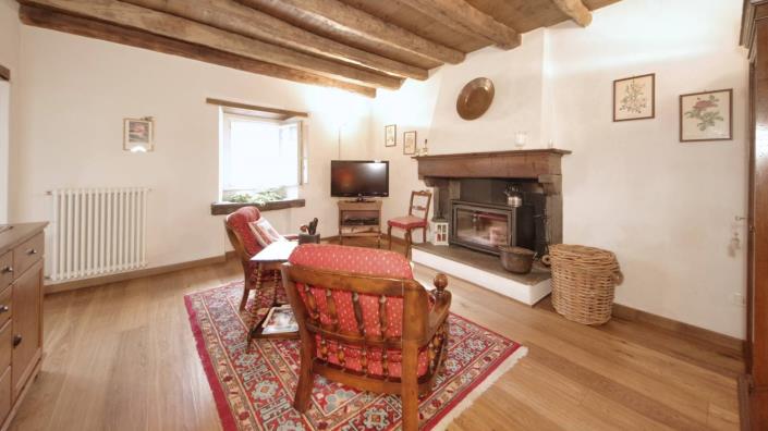 Image No.40-5 Bed Country House for sale