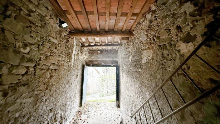 Image No.41-1 Bed Apartment for sale