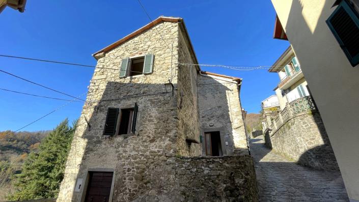 Image No.10-Propriété de pays de 3 chambres à vendre à San Marcello Pistoiese