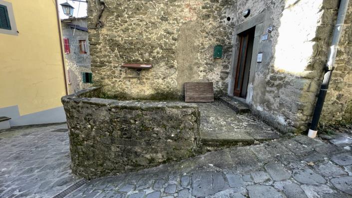 Image No.12-Propriété de pays de 3 chambres à vendre à San Marcello Pistoiese