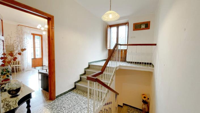 Image No.26-5 Bed Country Property for sale