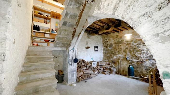 Image No.35-5 Bed Country Property for sale