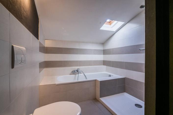 Image No.6-5 Bed Townhouse for sale