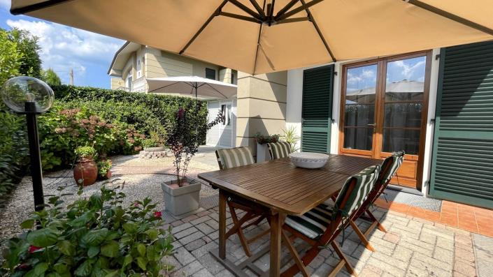 Image No.5-2 Bed Semi-Detached for sale