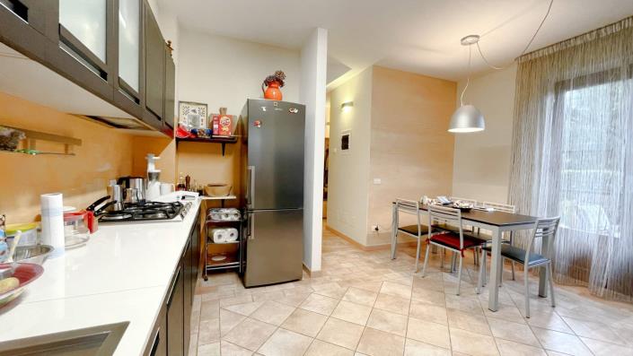 Image No.54-2 Bed Semi-Detached for sale