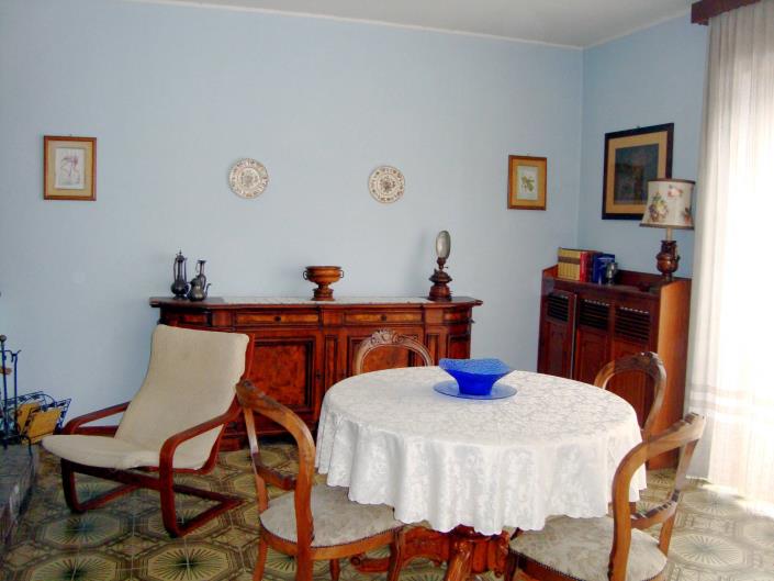 Image No.9-6 Bed Villa for sale