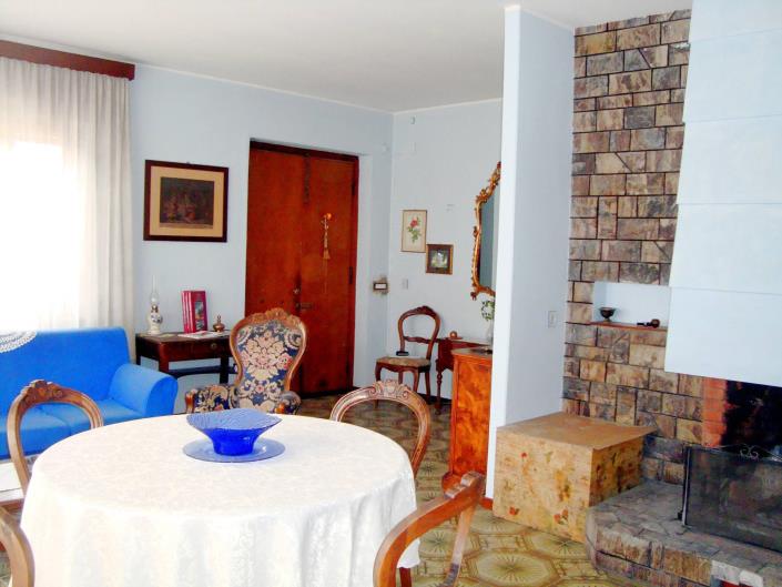 Image No.11-6 Bed Villa for sale