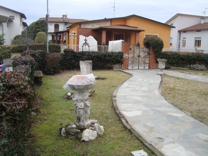 Image No.42-6 Bed Villa for sale