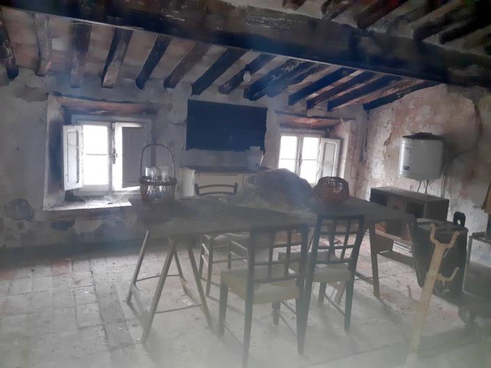 Image No.20-7 Bed Townhouse for sale