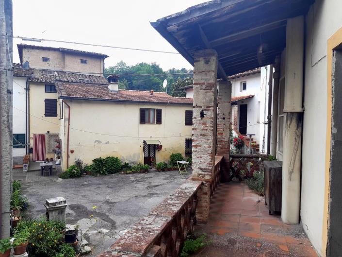 Image No.22-7 Bed Townhouse for sale