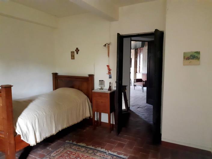 Image No.43-7 Bed Townhouse for sale