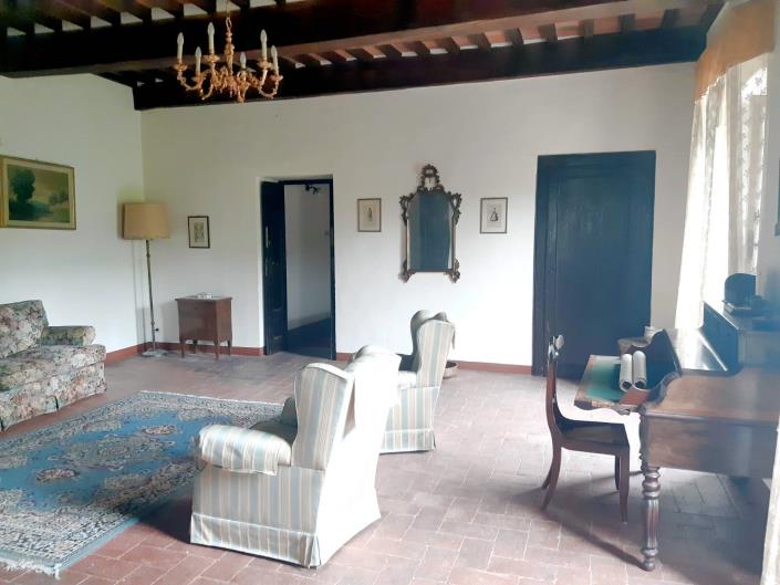 Image No.48-7 Bed Townhouse for sale