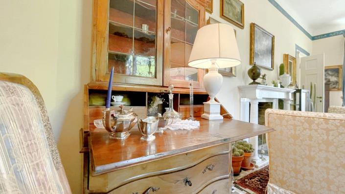 Image No.10-6 Bed Villa for sale