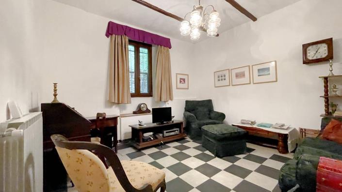 Image No.5-Propriété de pays de 4 chambres à vendre à Bagni di Lucca