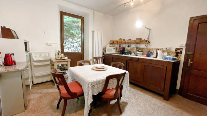 Image No.23-Propriété de pays de 4 chambres à vendre à Bagni di Lucca