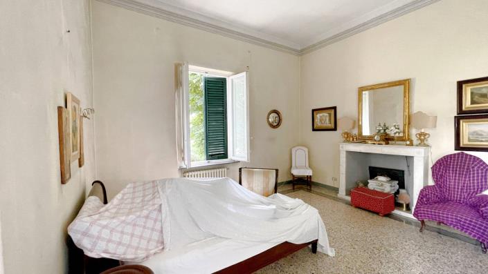 Image No.20-6 Bed Villa for sale