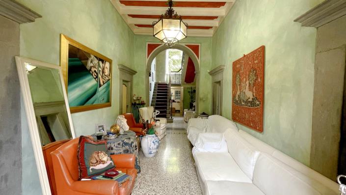 Image No.3-6 Bed Villa for sale