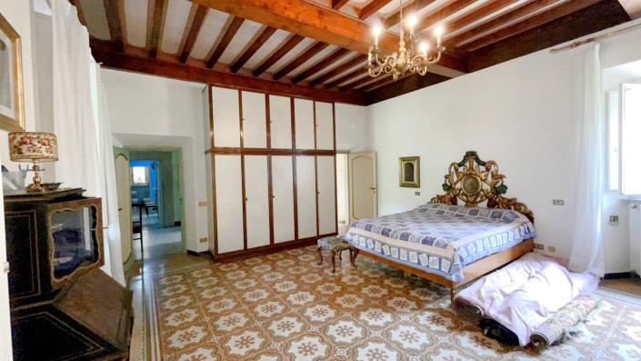 Image No.51-6 Bed Villa for sale