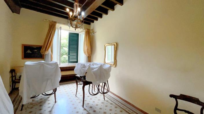 Image No.58-6 Bed Villa for sale