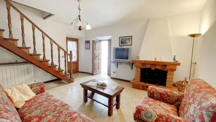 Image No.6-Maison de ville de 2 chambres à vendre à Bagni di Lucca