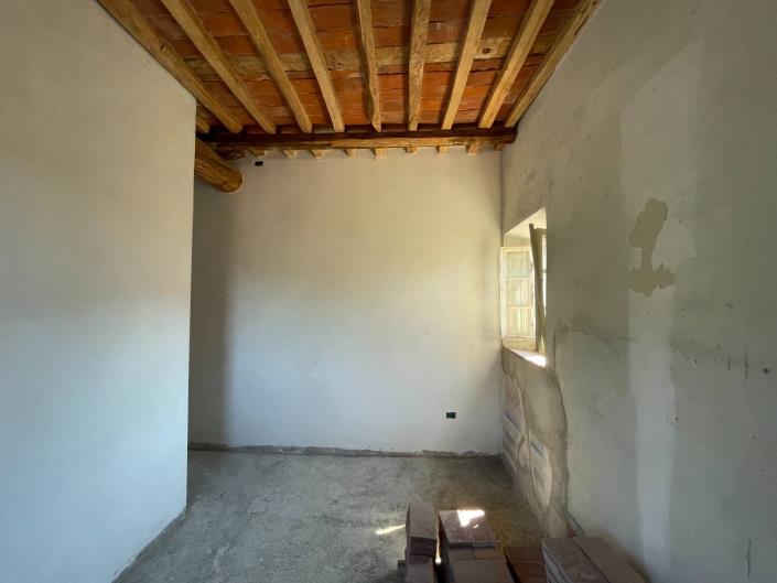 Image No.15-3 Bed Village House for sale