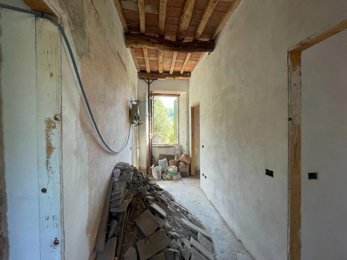 Image No.17-3 Bed Village House for sale