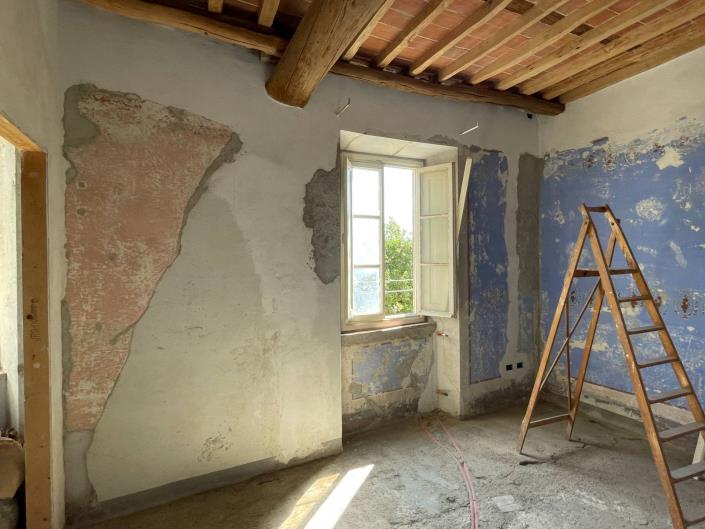 Image No.4-3 Bed Village House for sale