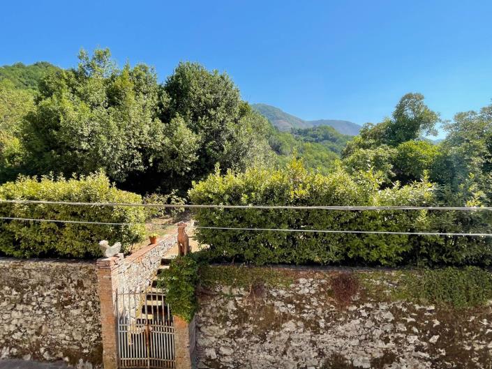 Image No.22-3 Bed Village House for sale