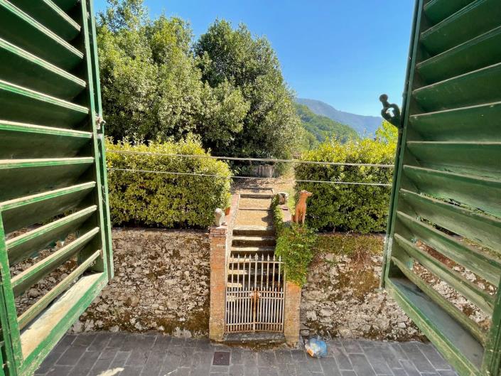 Image No.23-3 Bed Village House for sale