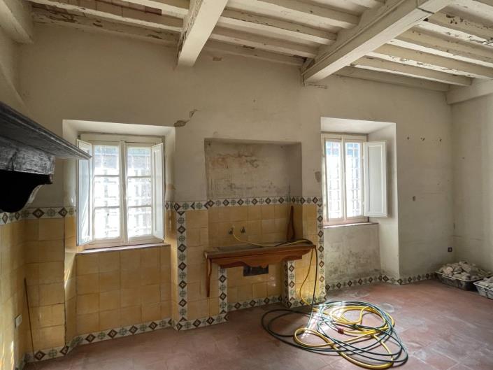 Image No.8-3 Bed Village House for sale