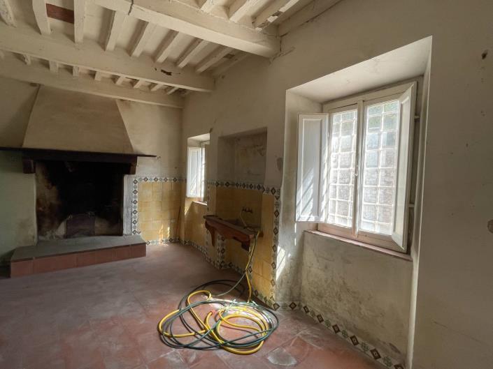 Image No.6-3 Bed Village House for sale