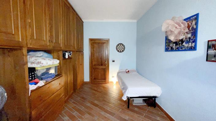 Image No.30-3 Bed Apartment for sale