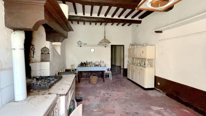 Image No.22-12 Bed Villa for sale