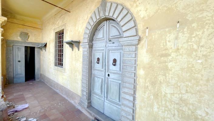 Image No.30-12 Bed Villa for sale