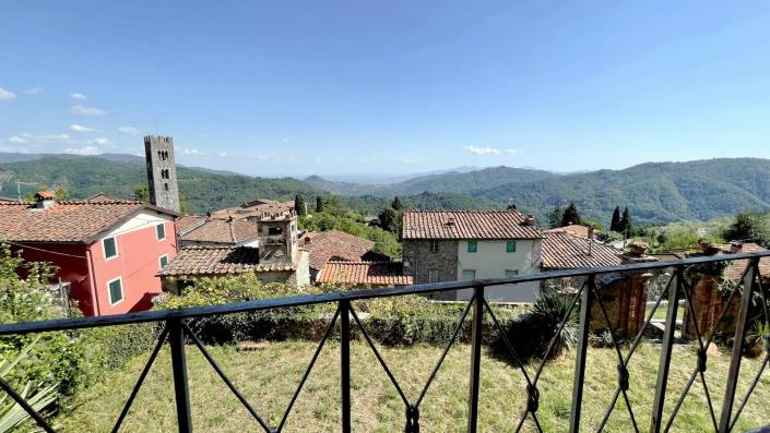 Image No.31-12 Bed Villa for sale