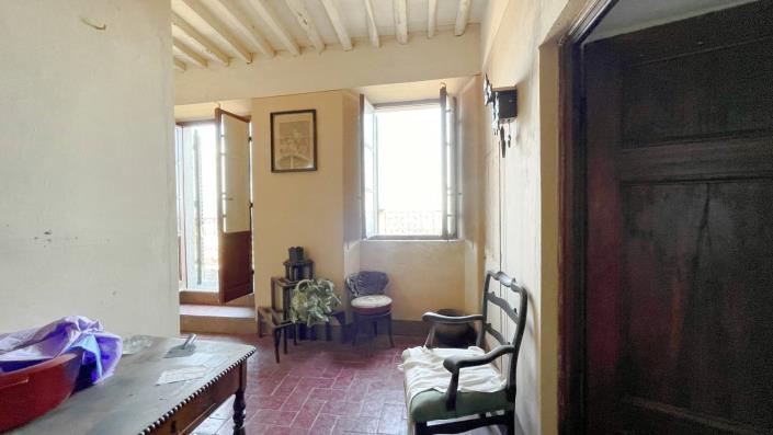 Image No.33-12 Bed Villa for sale