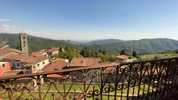 Image No.4-12 Bed Villa for sale