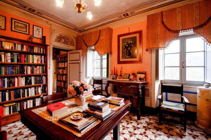 Image No.14-3 Bed Apartment for sale