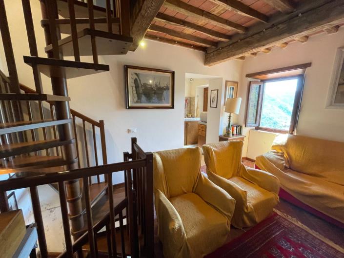 Image No.20-3 Bed Townhouse for sale