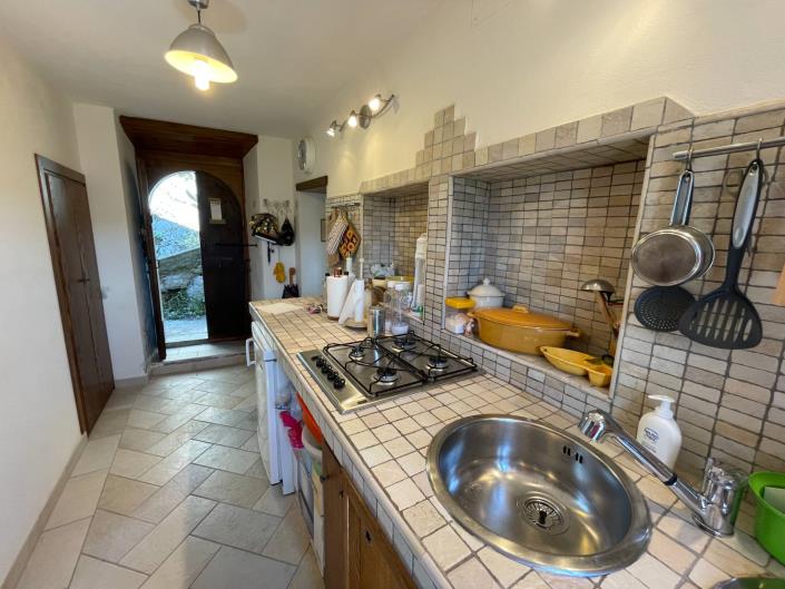 Image No.26-3 Bed Townhouse for sale